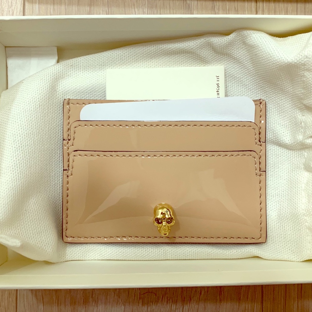 Alexander McQueen skull cardholder NWT